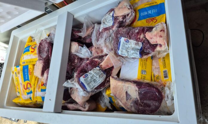 Carne merenda desvio Foto PCRR